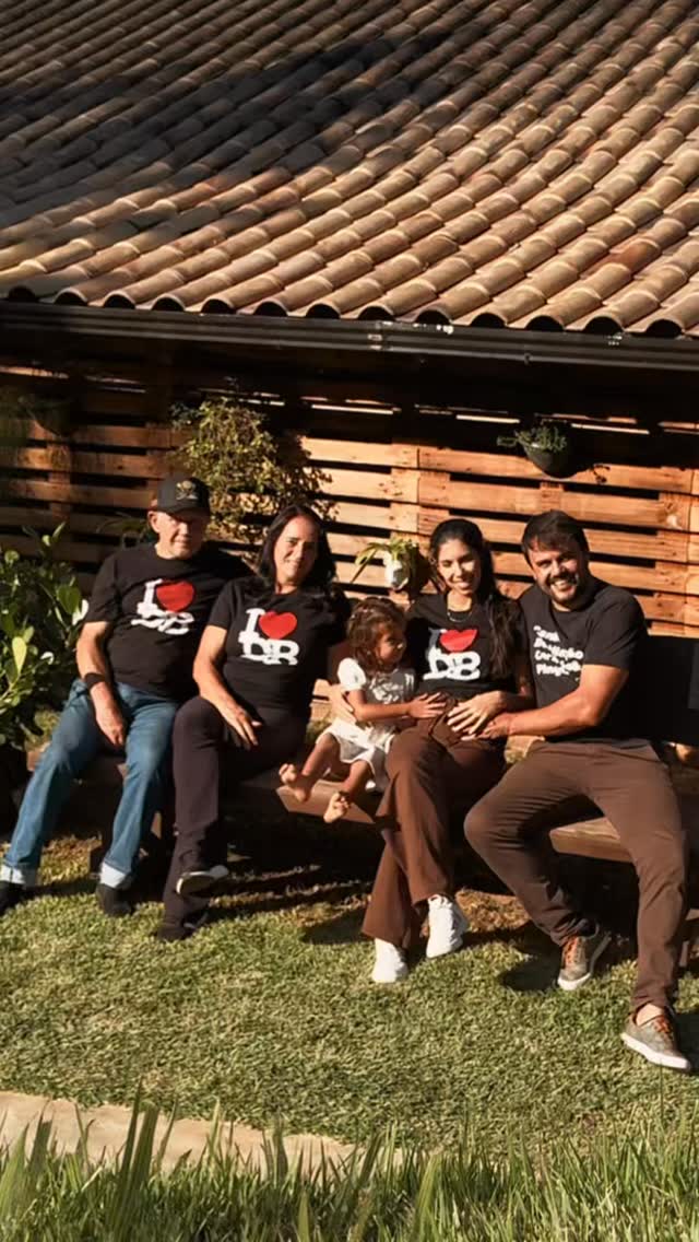 “Antes de qualquer conquista… veio o cuidado.” “An…