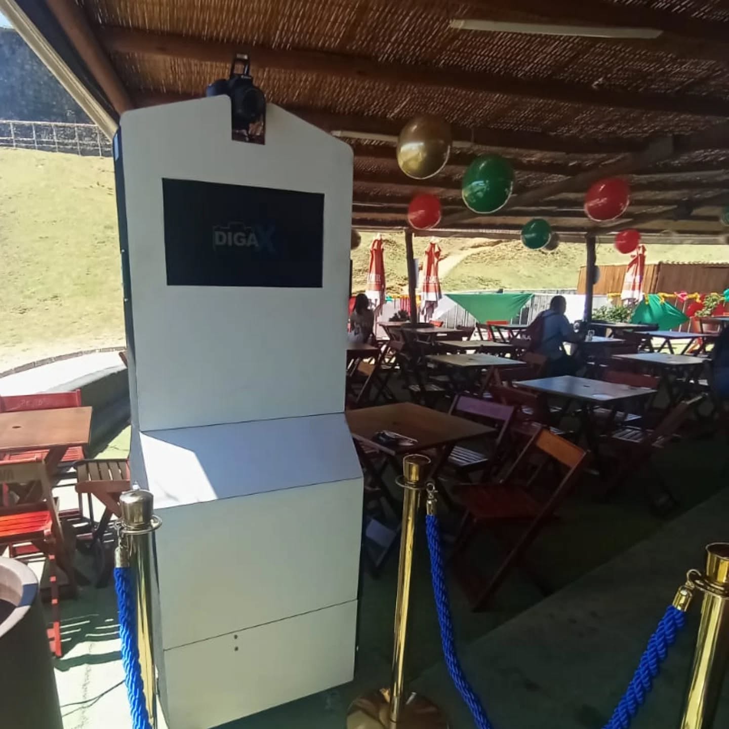 Solicite seu orçamentoContato ZAP: (71) 99685-2102Site: Facebook: DigaX FotocabineE-mail: conta....