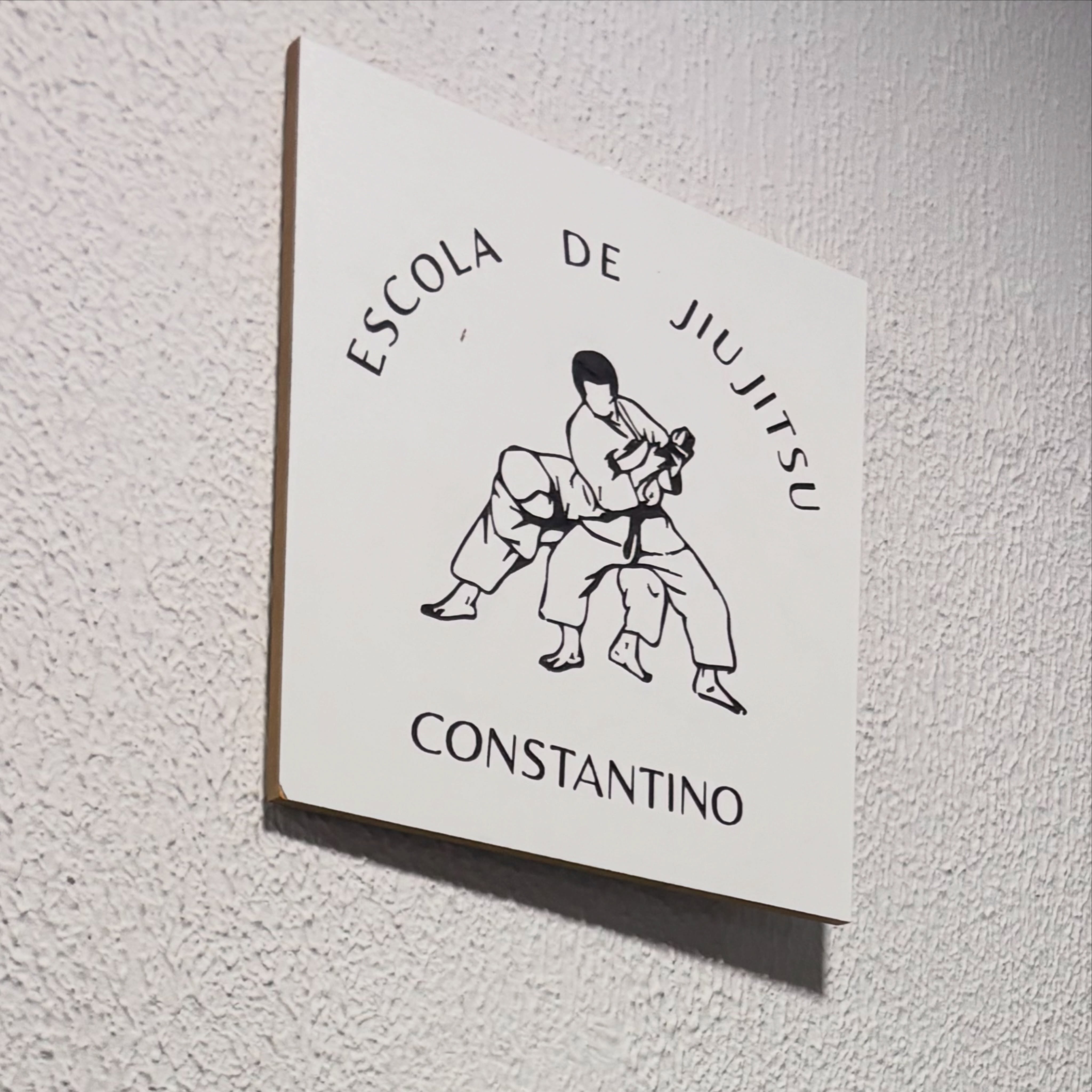 Um pouco da minha trajetória no jiu-jitsu
Aqui estão minhas faixas azul, roxa e preta, conquistadas desde 1998.
Essa história começou em 1990, dentro do jiu-jitsu, e segue até os dias de hoje 🥋🥋
A nossa academia, Espaço Dojô, nasceu das aulas de Jiu-Jitsu, Judô, Aikido e Taekwondo.
Nosso propósito principal é ajudar o aluno a conquistar confiança de dentro pra fora.
Aprendendo um pouco a cada dia.
“Juntos somos mais fortes”
#jiujitsu #judo #aikido #taekwondo
#constantinojiujitsu