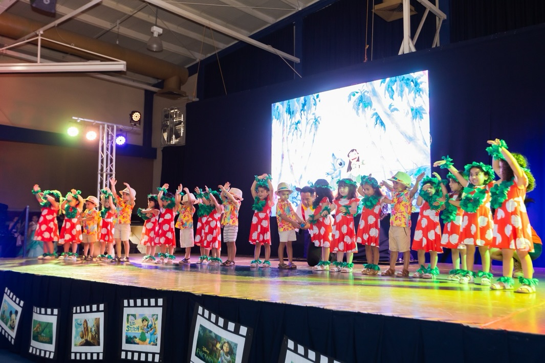 La magia de Disney llegó a nuestro escenario y cada uno de nuestros artistas lució increíble en un festival lleno de alegría, colores y mucho amor a Papá y Mamá🤩💙
Los más pequeñitos nunca dejan de sorprendernos, les compartimos momentos hermosos del festival “Magical Disney” de #Preescolar 2026🥰
#SomosFélix #Festival #EducandoEnValores #ColegioBilingüe