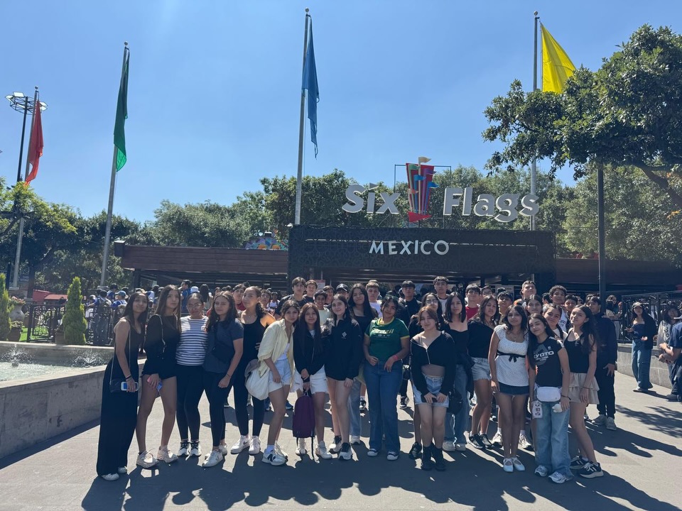 Viaje de estudios tercero de secundaria 2026🤩
Compartimos momentos de nuestros jóvenes del viaje “Conociendo México” en cierre de año escolar, los chicos se fueron de road trip y visitaron Real del Monte, Prismas Basálticos y en CDMX entre otras paradas Six Flags, todos juntos crean grandes memorias✨
#Secundaria #Viaje #ConociendoMéxico