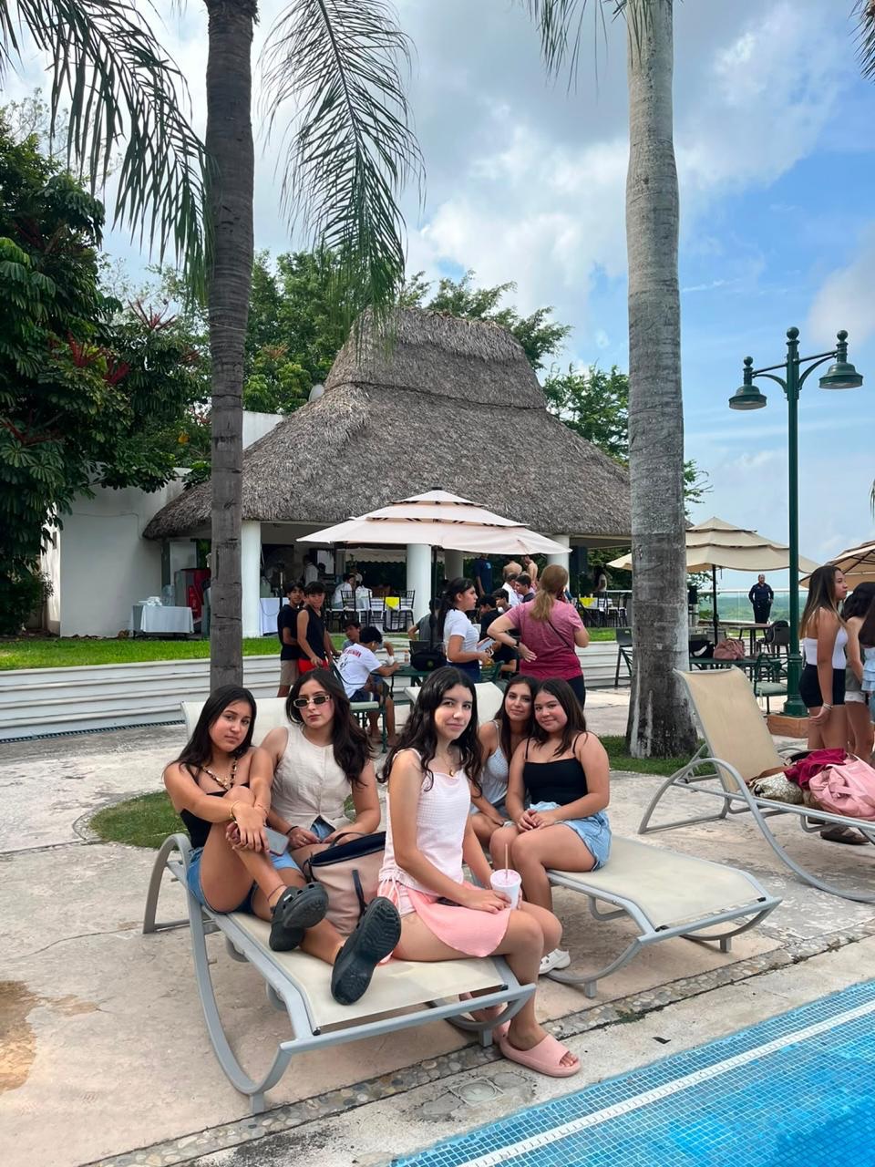 Bienvenida Prepa 2026🤩
Les deseamos un año lleno de éxitos, crecimiento y buenos momentos!
#Prepa #Bienvenida #SomosFélix