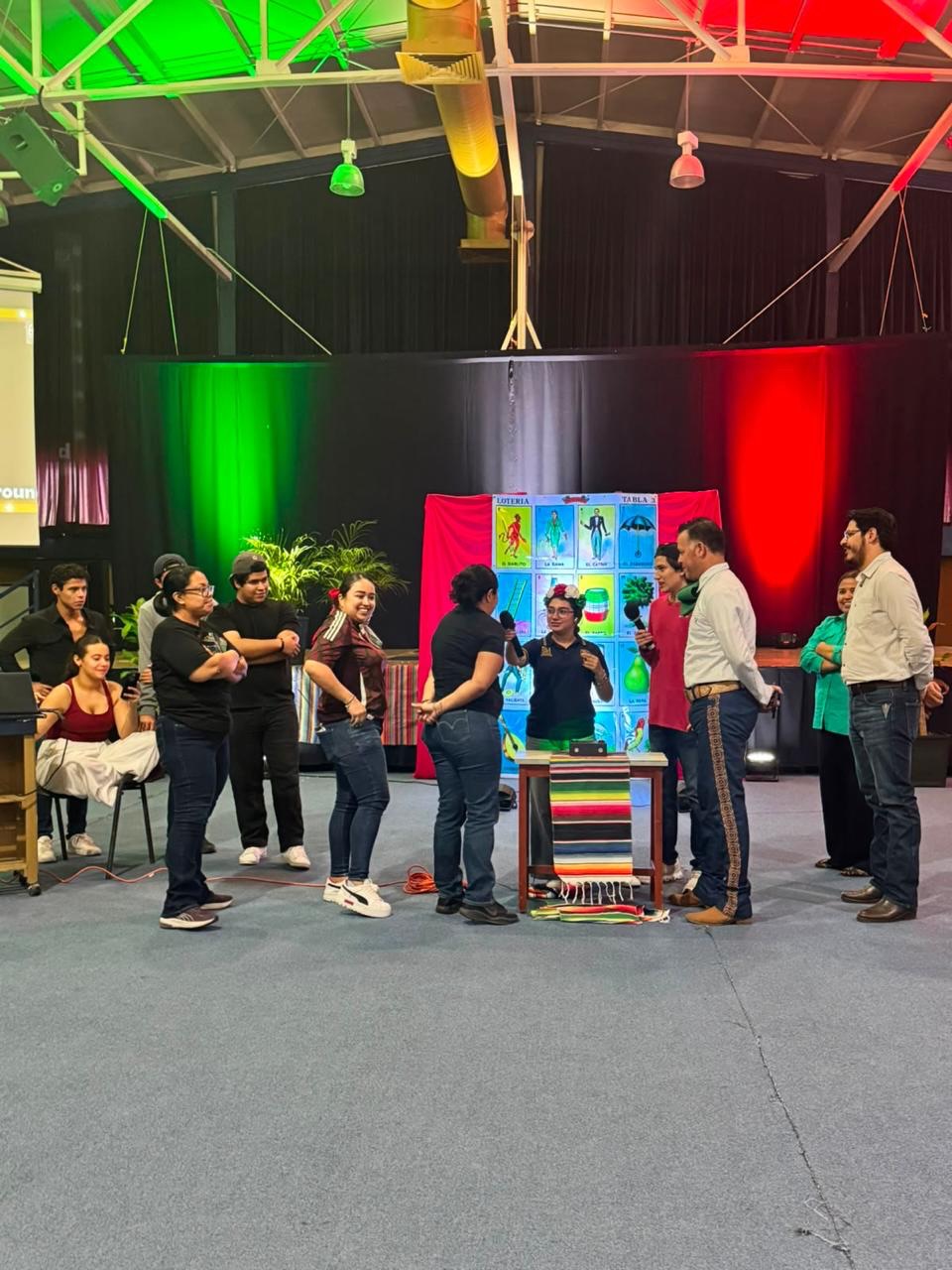 Celebración Prepa 🇲🇽
#Prepa #IndependenciaDeMéxico #SomosFélix